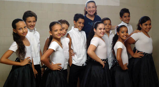 Sandra Furtado, Grupo de Dança, Circuito Chic