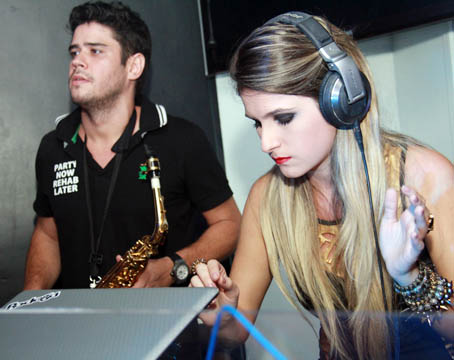 Circuito Chic, Carlos Antunes, Claudia Klaus, Sax Deluxe