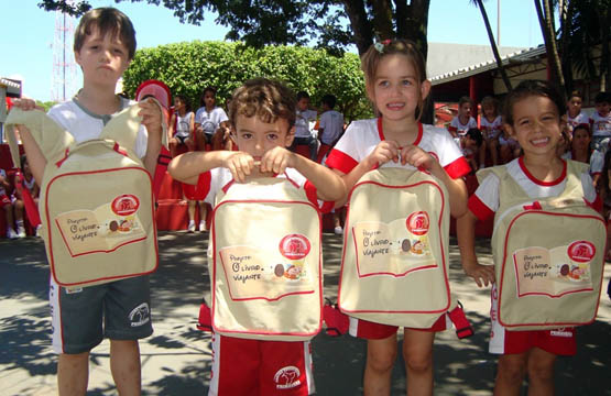 Circuito Chic, Centro Educacional Primavera, O Livro Viajante