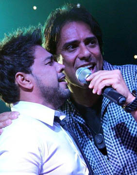 Circuito Chic, Zezé Di Camargo, Guilherme & Santiago, Show Lar da Abadia, Buffet Alphaville