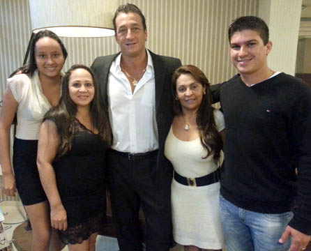 circuito chic, Ator Jone Brabo, Laura Vilela