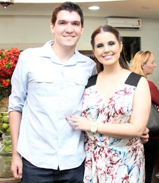 Circuito Chic, Carolini Vieira, Marcos Vinicius Hinnah, República