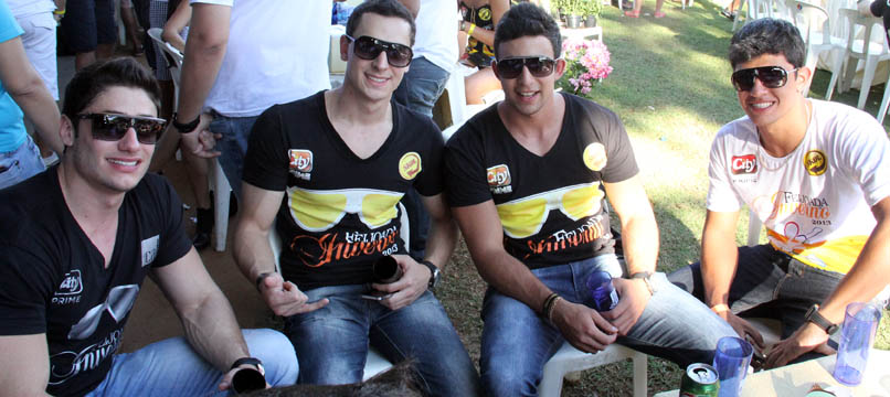 circuito chic; Guilherme Secchi; Pedro Henrique Barco; Gustavo Cezar Fernandes; William Longuinho