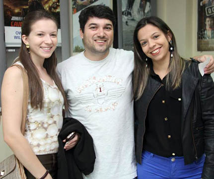 circuito chic; Cine Teatro Vila Rica; O Concurso; Janice Flores Campos; Aloisio Rosa Haas; Juliana Flores Campos