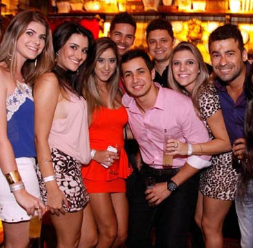 circuito chic; coluna christiano coelho; NIcoli Machado; Lariela Machado; Keyla Cadore; Valley Pub