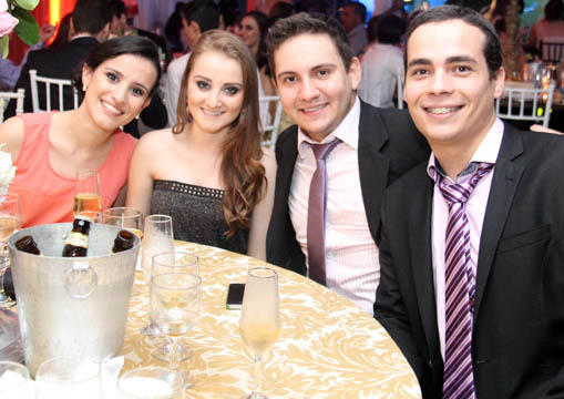 circuito chic; Felipe Braganholo; Ricardo Barbosa; Aline Aquino; Mayra Aquino