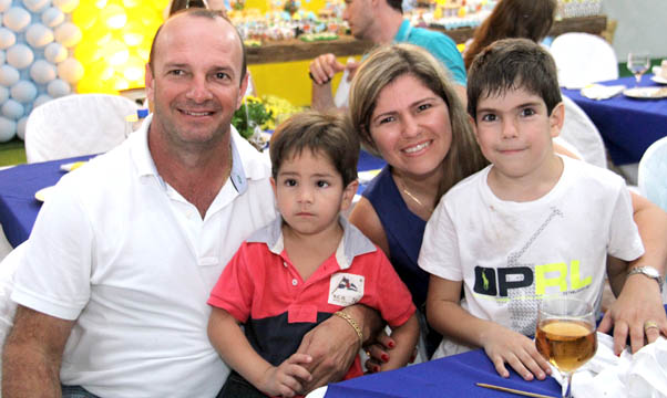 circuito chic; Viviane Tomazetti; Clodoaldo Agulhon