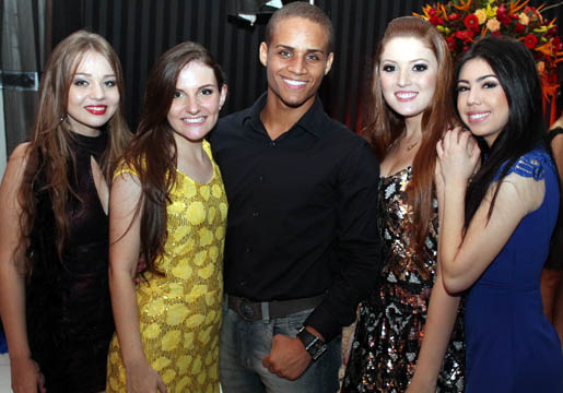 circuito chic; coluna christiano coelho; Giovana Lorenzzon; Jackson Kairon; Ane Caroline Schwade; Victoria Tagliari; Julia Matsuda; 