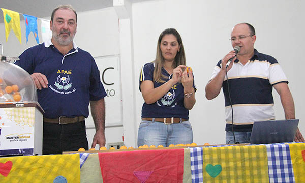 circuito chic; coluna christiano coelho