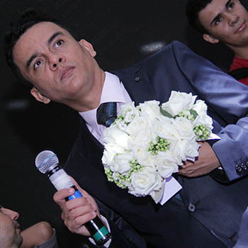 coluna christiano coelho circuito chic casamento Jocasta Lourencette e Loran de Pieri