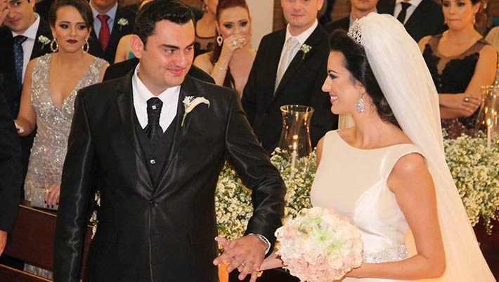 coluna christiano coelho; circuito chic; casamento Sibeli Salvatori e Atila Amancio