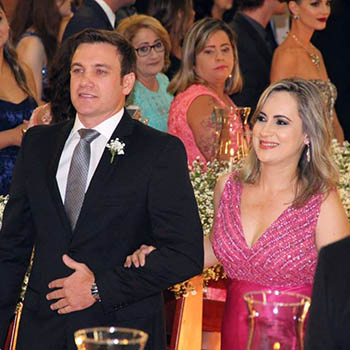 coluna christiano coelho; circuito chic; casamento Sibeli Salvatori e Atila Amancio