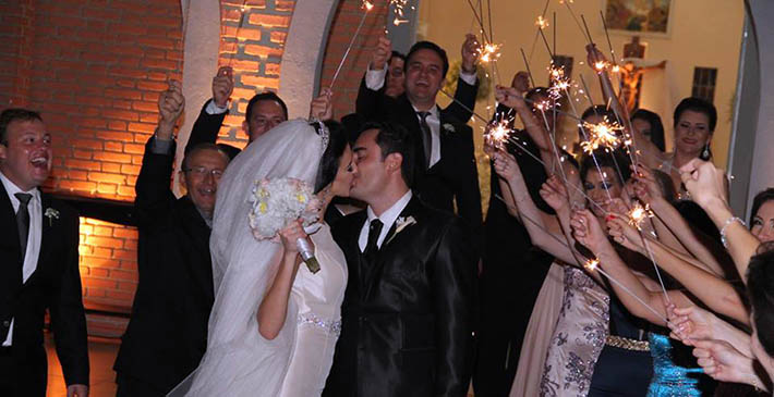 coluna christiano coelho; circuito chic; casamento Sibeli Salvatori e Atila Amancio