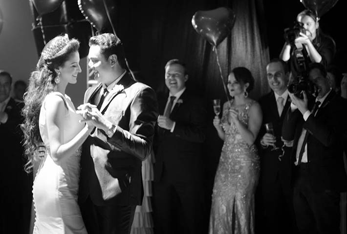 coluna christiano coelho; circuito chic; casamento Sibeli Salvatori e Atila Amancio