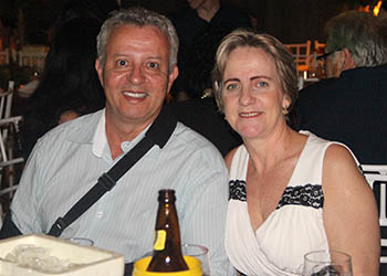 Felipe Machado e Franciele Viecili curtindo o shopp Brahma street Brahma Pva 