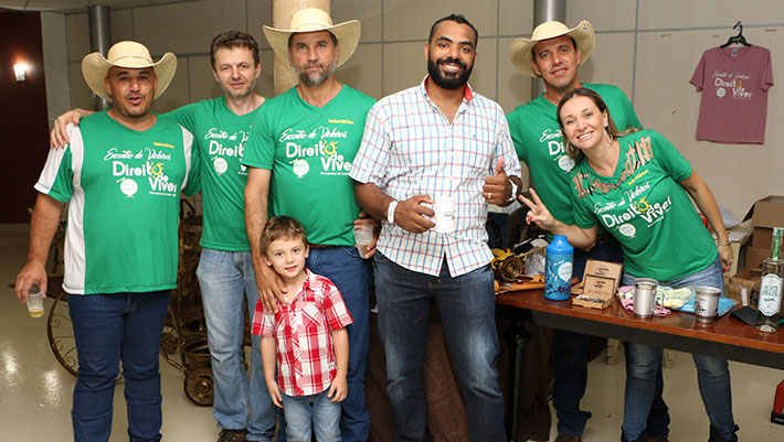 circuito chic coluna social primavera do leste coluna do chris  colunista christiano coelho Juvenildo Brunetta Daniel Furlan Osmar Faria Barbosa Cledia Roman Amistron Bombarda