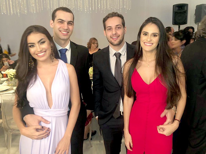 christiano coelho; circuito chic; Leonardo e Hissan Brunetta Hamida com respectivas namoradas Thayssa Weis e Leticia Moura